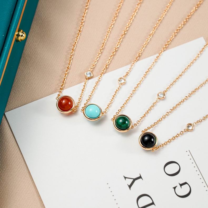 Piaget necklace 0527